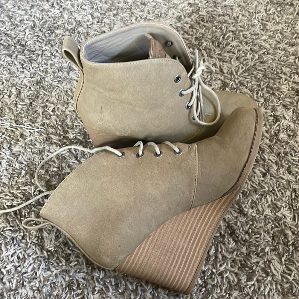 Cute Nautica Booties